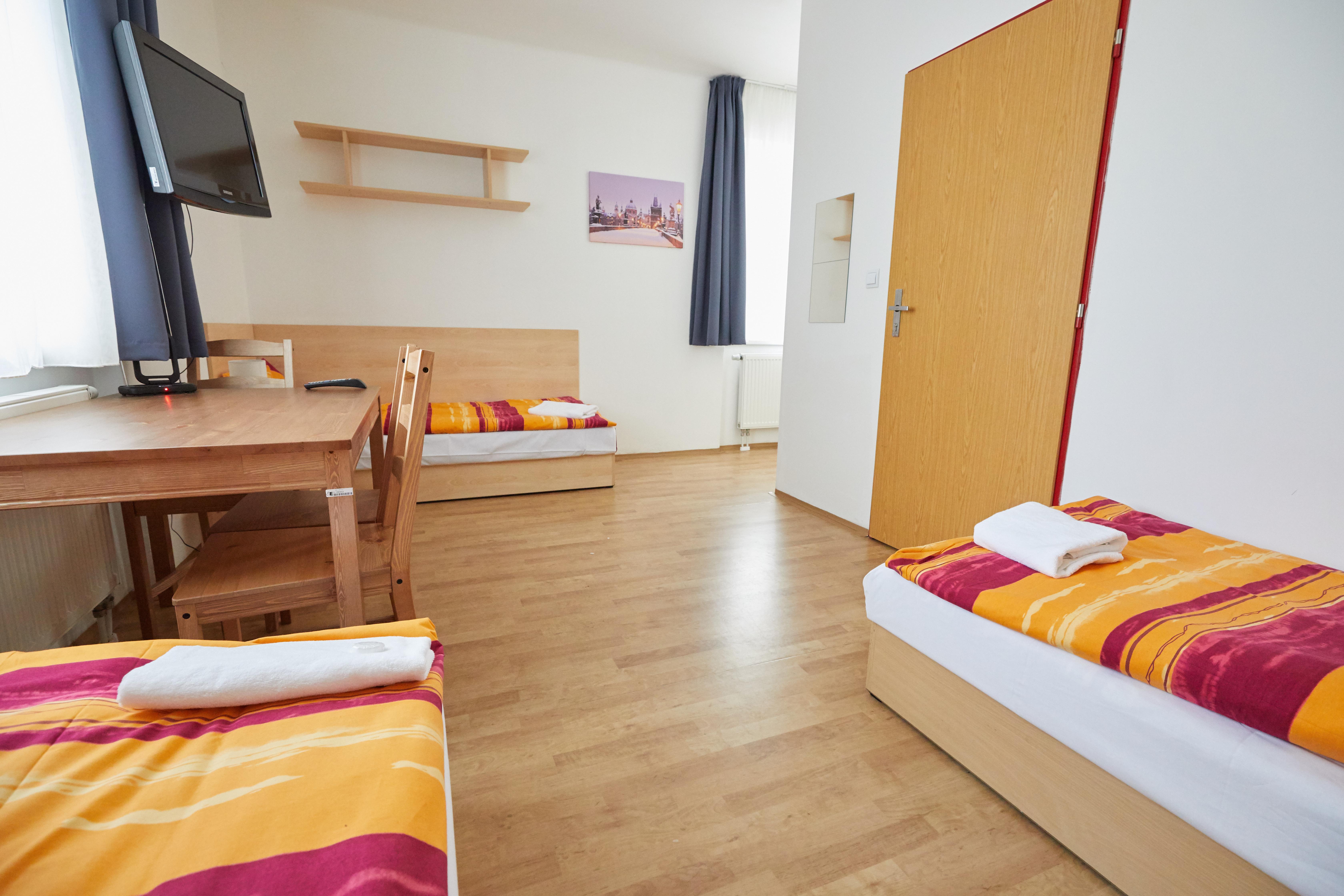 University Hotel Praha Bagian luar foto